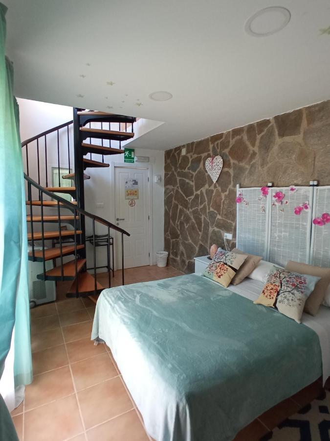 Casas de Cuadra Pension Isla - Couples Only מראה חיצוני תמונה