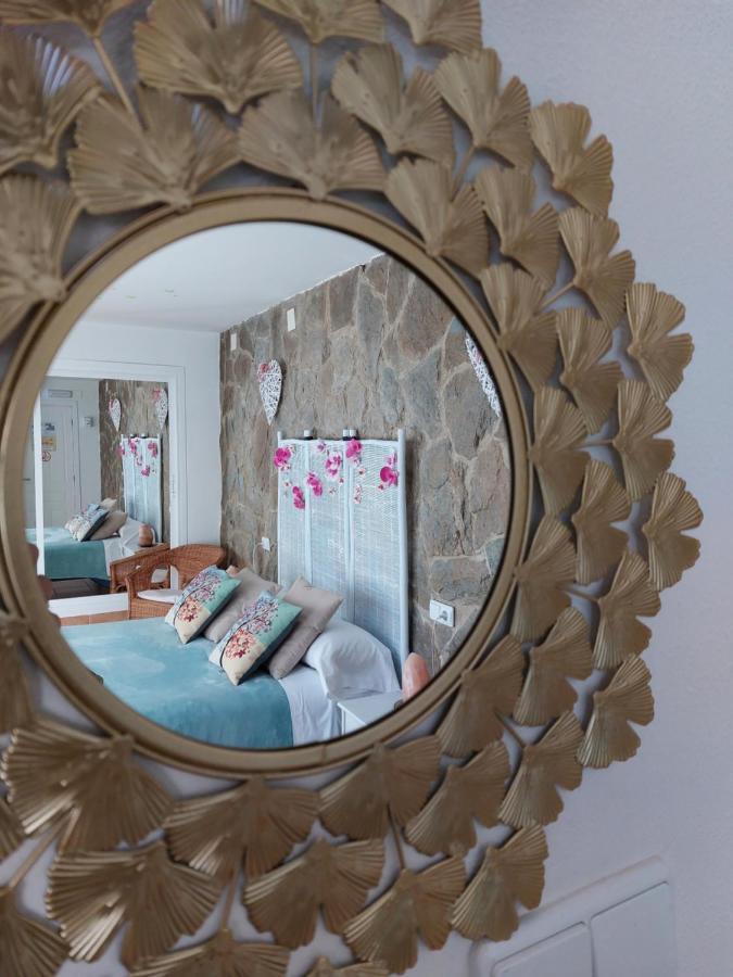 Casas de Cuadra Pension Isla - Couples Only מראה חיצוני תמונה