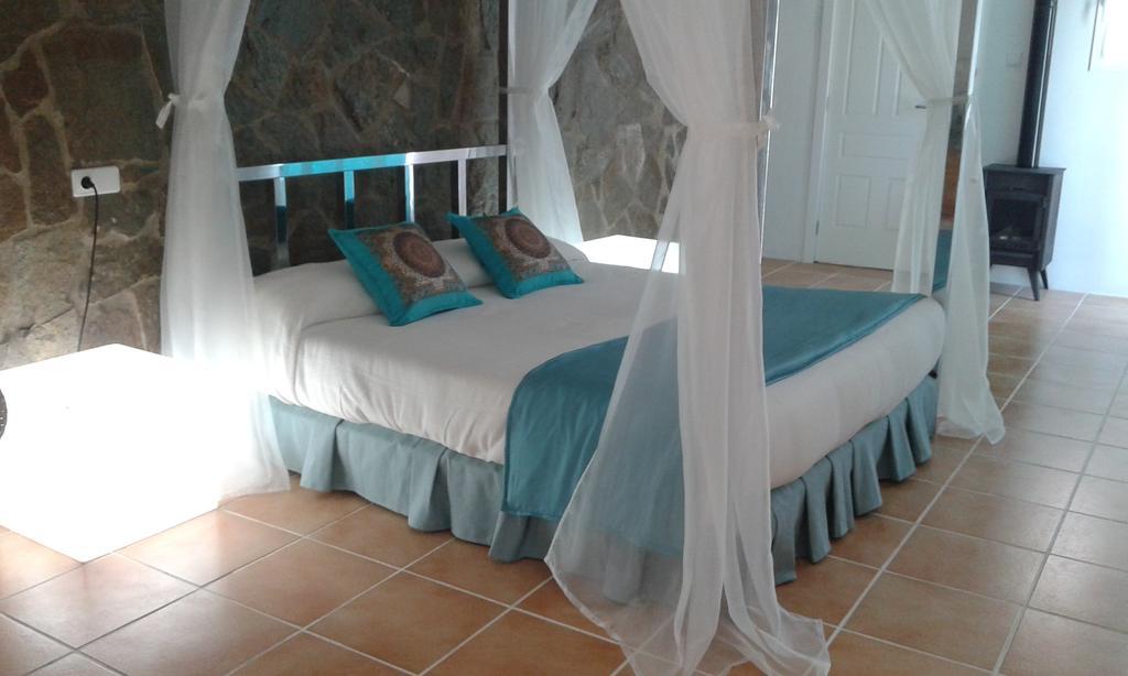 Casas de Cuadra Pension Isla - Couples Only מראה חיצוני תמונה