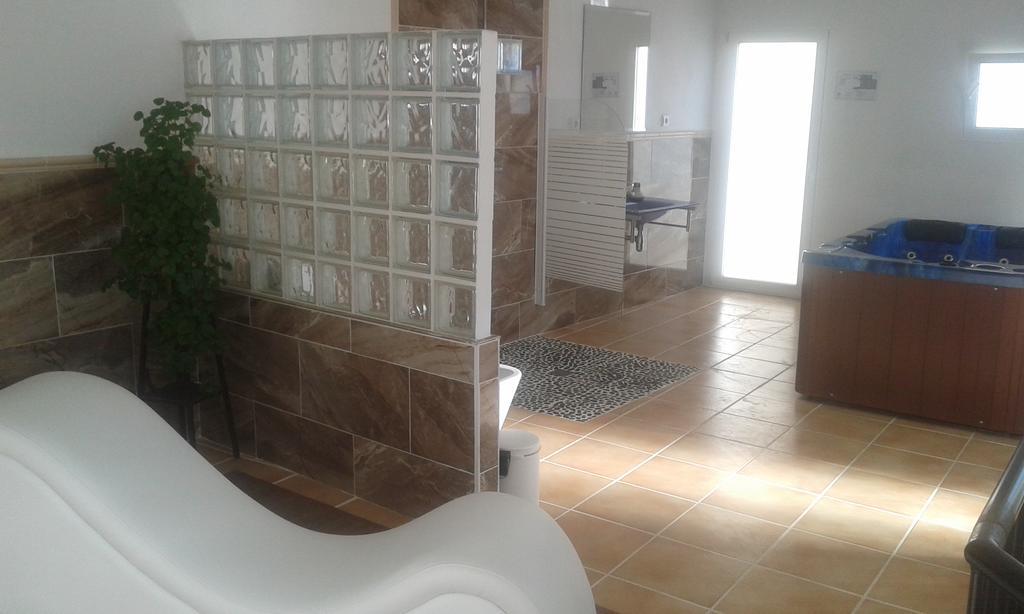 Casas de Cuadra Pension Isla - Couples Only מראה חיצוני תמונה